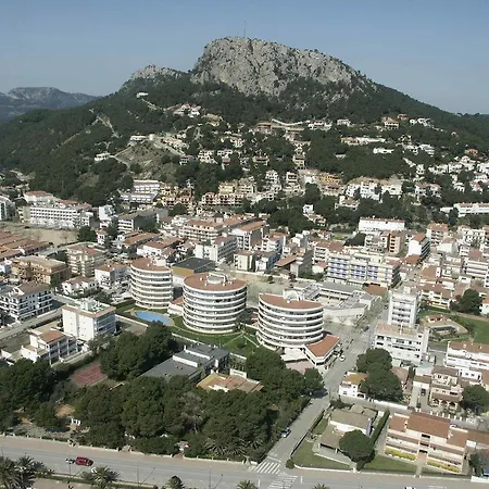 Medes Park *